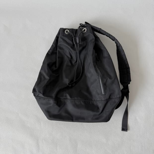 하아카이브(HAH ACHIVE) 버킷 슬링백