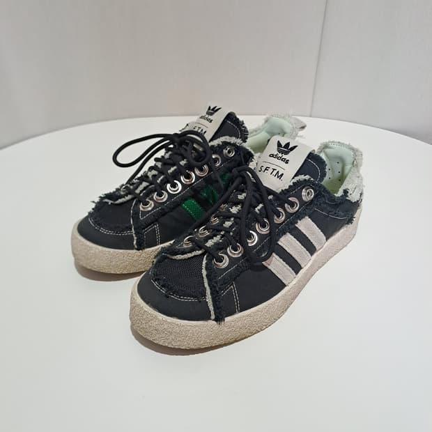 (택포) 아디다스 X 송포더뮤트 캠퍼스 블랙 250 A729
