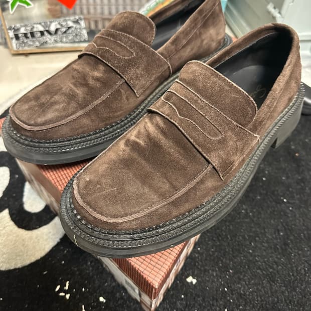 [42] STU 스웨이드 로퍼 브라운 270