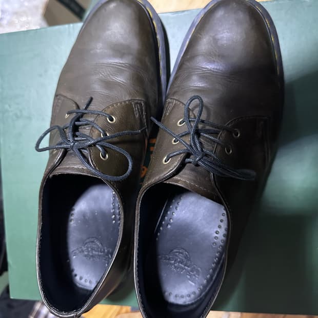 닥터마틴 브라운 270