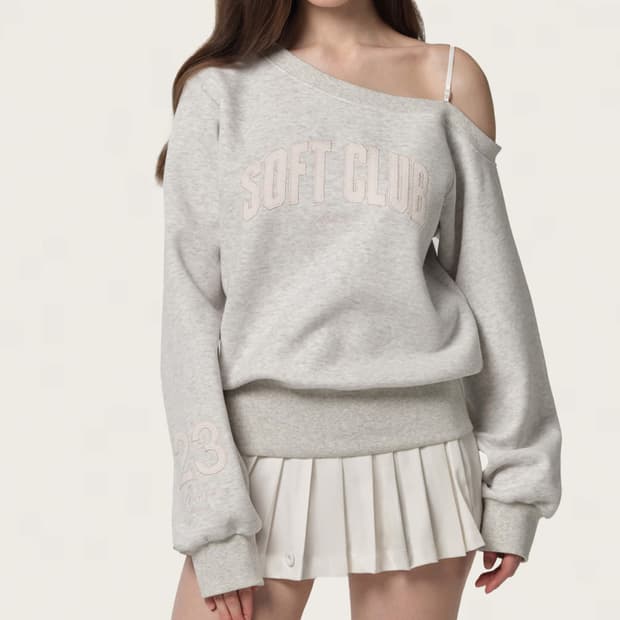 클리시어 소프트라인 원숄더 맨투맨