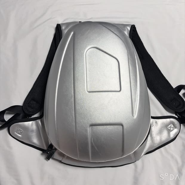 디젤 1DR Pod 백팩 실버