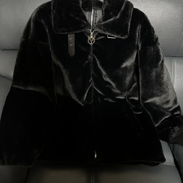OY Fur jacket