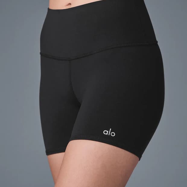 [S] alo 알로 5인치 하이웨스트 바이커쇼츠 새상품
