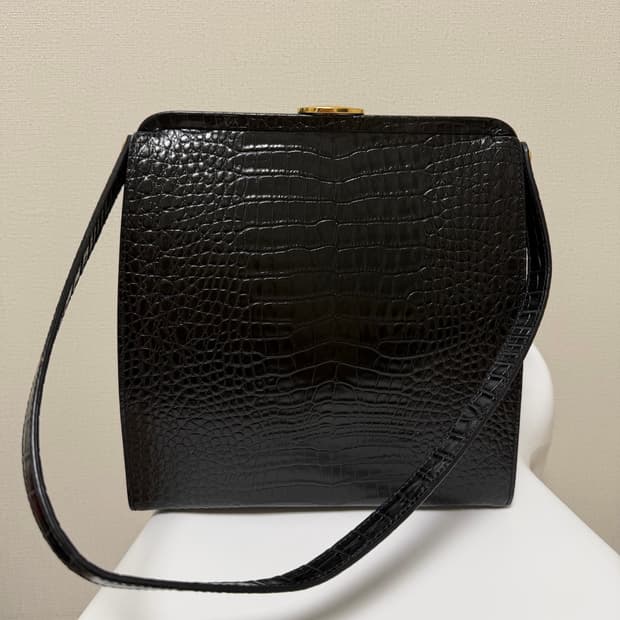 얼바닉 30 brass clasp bag