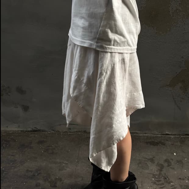 비비안웨스트우드 비대칭 스커트