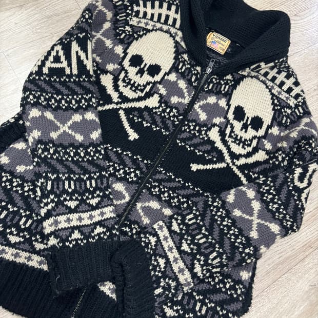 밴슨 해골 코위찬