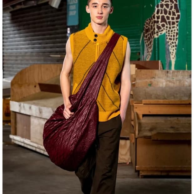 키코 코스타디노브 니트 조끼