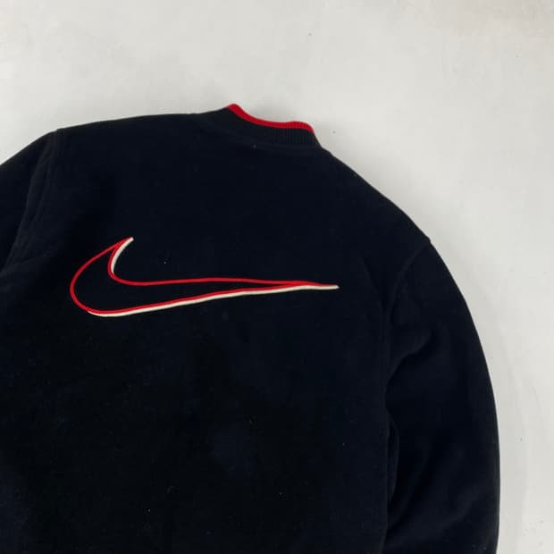 나이키 90‘s 빅스우시 블랙 모직 바시티 점퍼 (105)