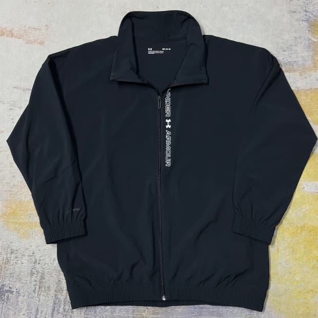 언더아머 스톰 블랙 바람막이 자켓 m