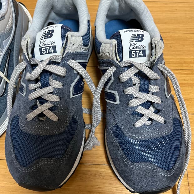 뉴발란스 574 2018년 240 네이비
