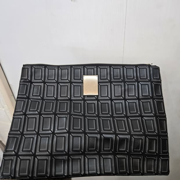 COURONNE 쿠론 클러치백! 가방 상태 굿굿굿!~~