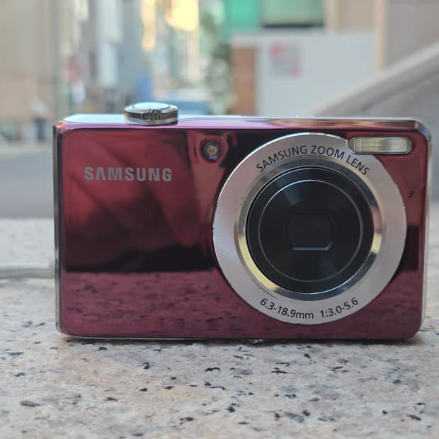 삼성디카 VLUU PL100 듀얼화면 디카