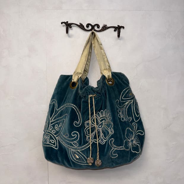 Blue green velvet oriental embroid 숄더백