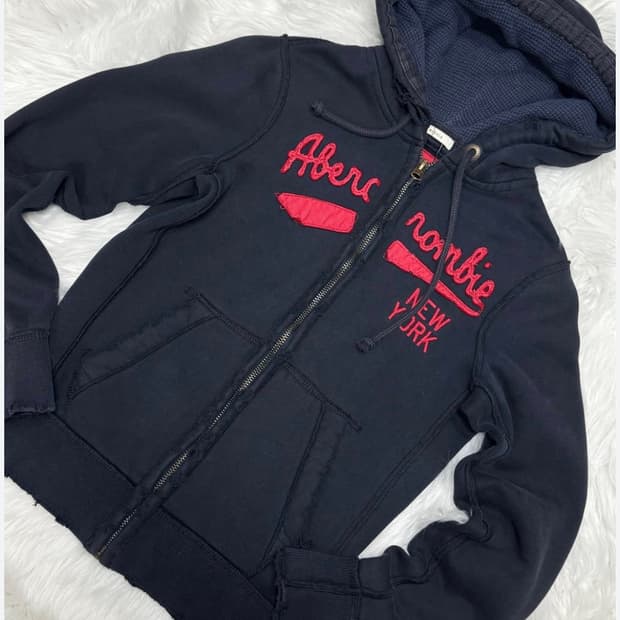 이 후드집업 구해요ㅠㅠㅠㅠㅠㅠㅠ