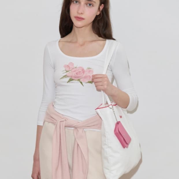 sinoon Rose Graphic Slim T-Shirt