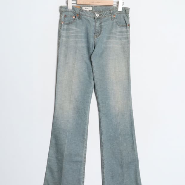 ROPE Flared Denim Pant (27)