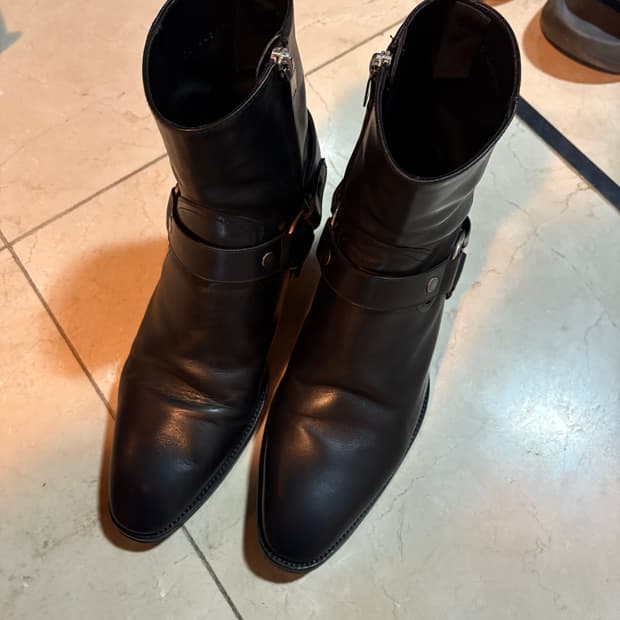 생로랑 모터사이클 와이어트 하네스 블랙 레더 부츠 43사이즈