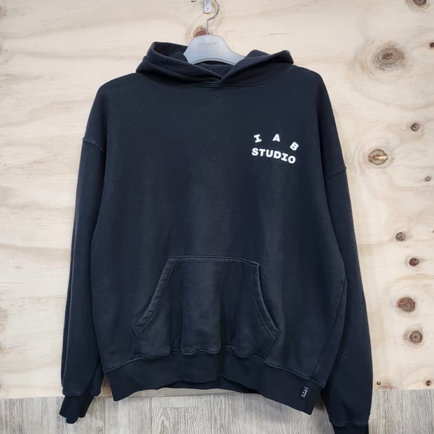 845) 아이앱스튜디오 IAB STUDIO 후드티