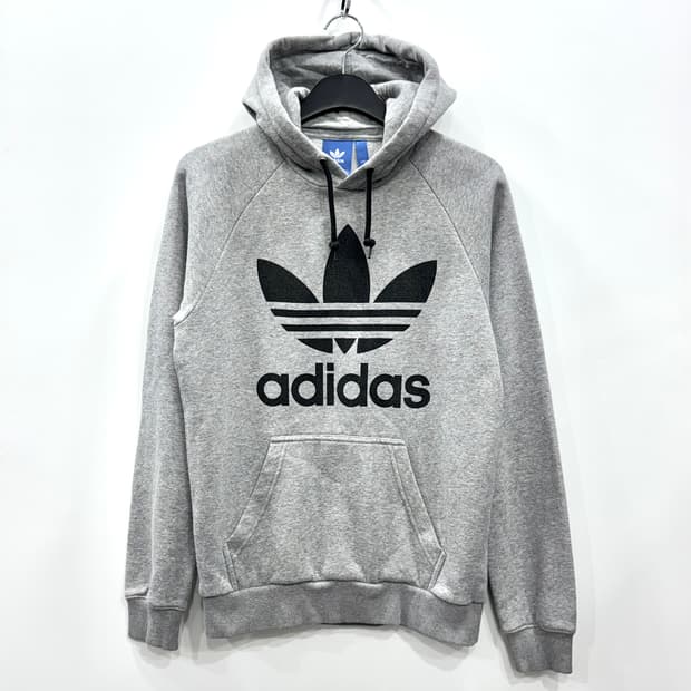 아디다스 회색 후드티 트레포일 로고
