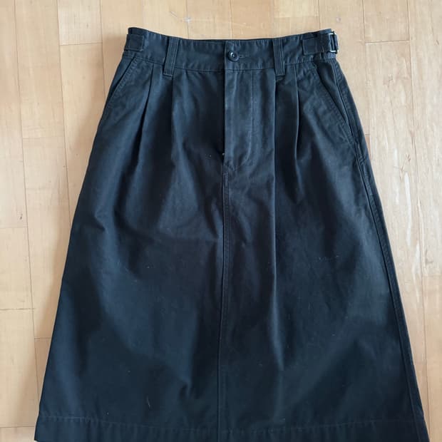 MHL 카키브라운 스커트