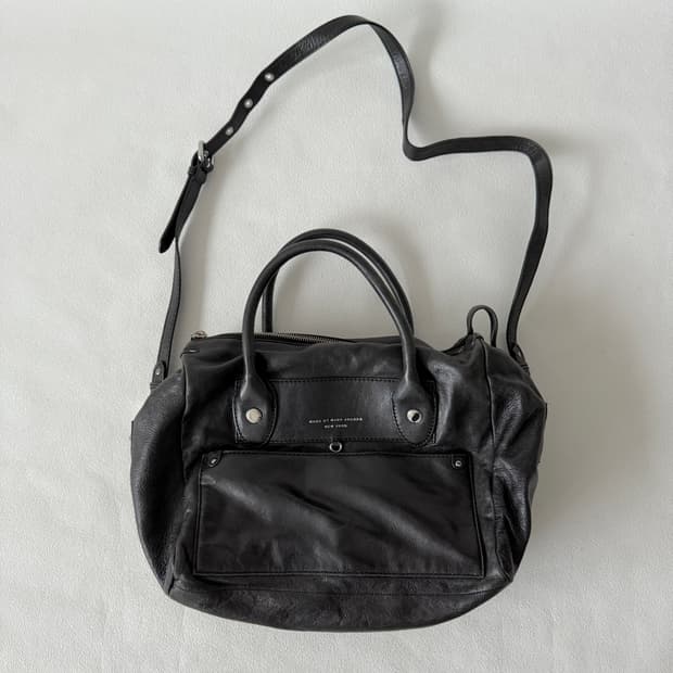 마크제이콥스(Marc Jacobs) 레더 크로스 토트백