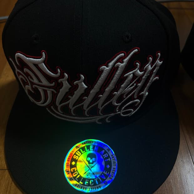 SULLEN ART COLLECTIVE 스냅백