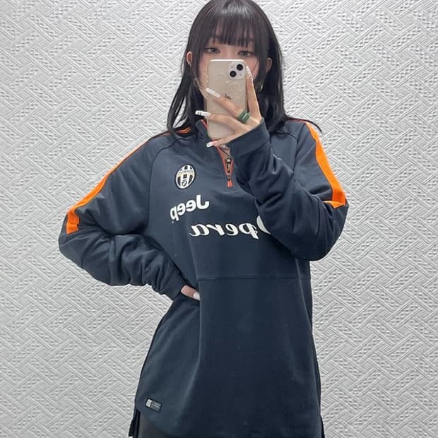 나이키 올드스쿨 유벤투스 유니폼 져지 반집업 롱슬리브 XL C11041