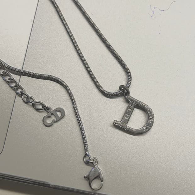 디올 D로고 실버 빈티지 목걸이 (정품)