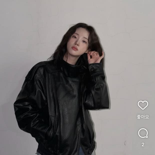 자라 하이넥 레더 자켓 M