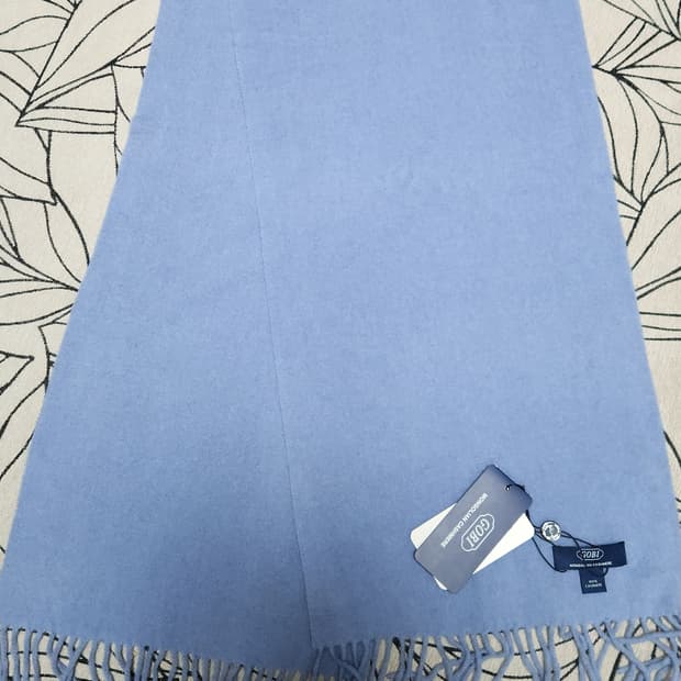 고비 캐시미어 스카이블루 머플러 새상품