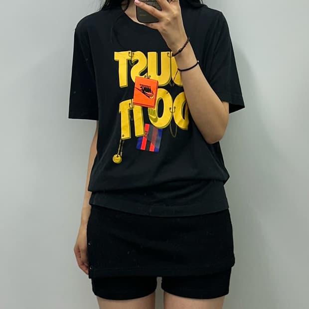 나이키 블랙 반팔 티셔츠
