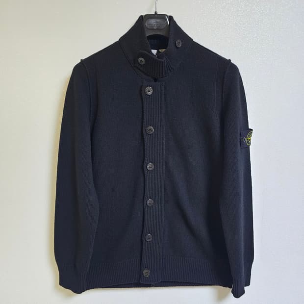 스톤아일랜드 하이넥 울 가디건