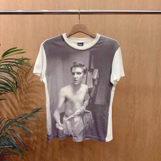 돌체앤가바나 D&G 흑백 포토 프린팅 반팔 티셔츠 크루넥 배색 디테일