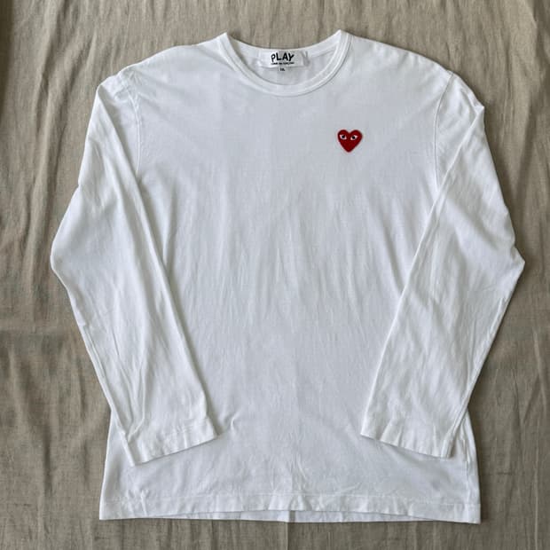 꼼데가르송 레드하트 롱슬리브 XXL