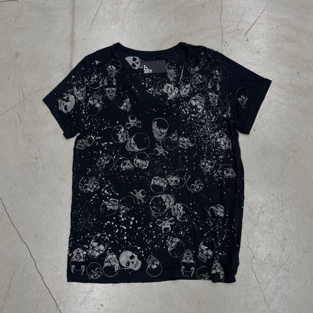 H.naoto h.anarchy skull v neck t-shirt