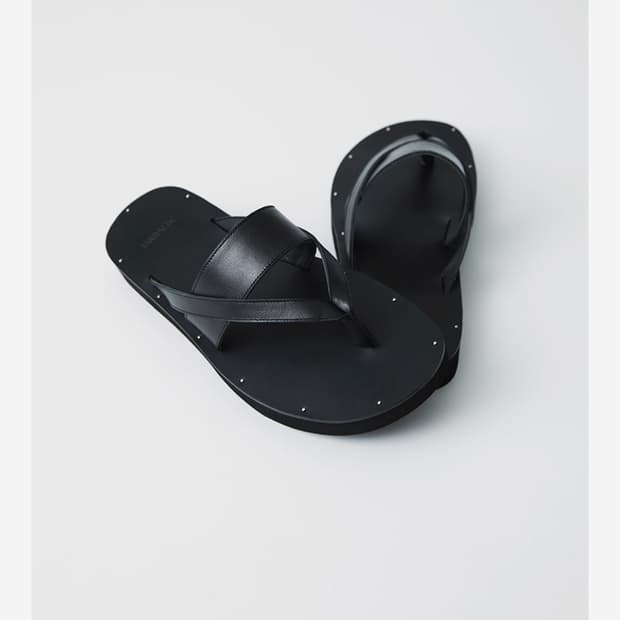 얼바닉 플립플랍 슬리퍼