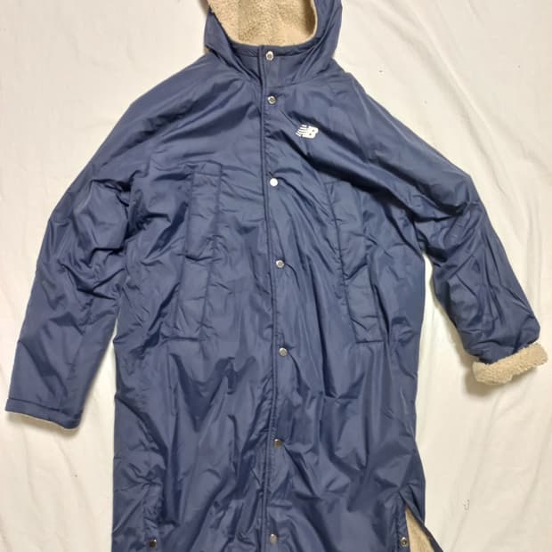 뉴발란스 리버시블 양털 롱 패딩네이비