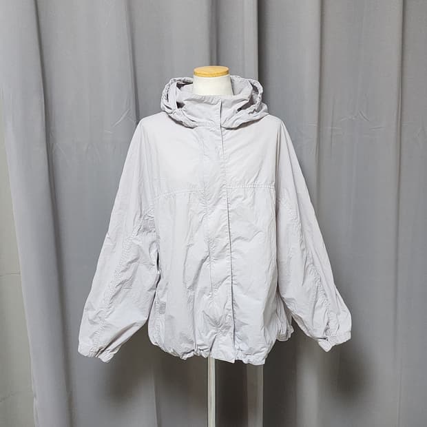 유니클로 여성 나일론 후드 바람막이 3XL