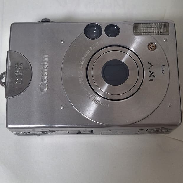 캐논 ixy digital 200