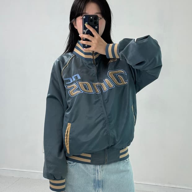 윌슨 다이노스 자켓