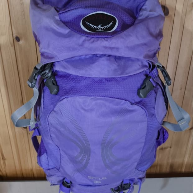 오스프리 시러스 sirrus 36 배낭