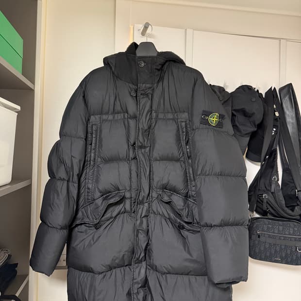 스톤 아일랜드 크링클랩스 후드 롱 다운자켓(블랙) L사이즈