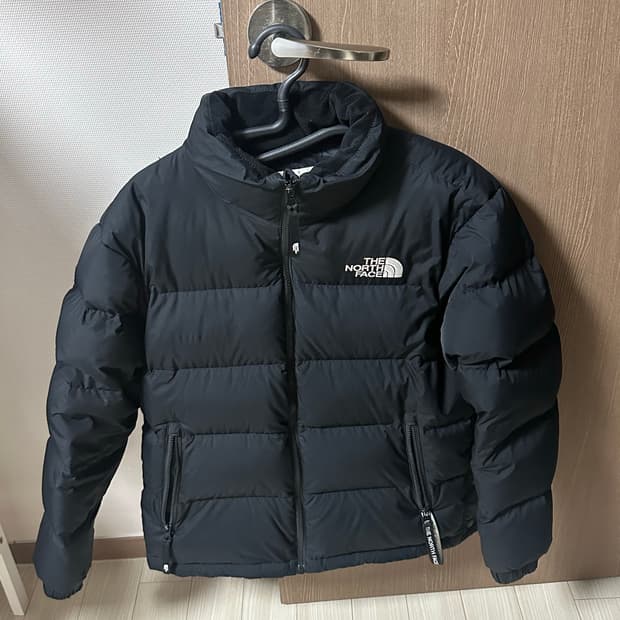 노스페이스 눕시 700 패딩