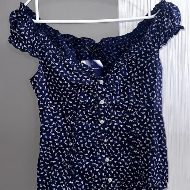 (택o)Brandy melville elena flower top