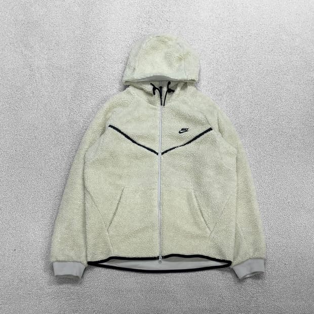 나이키 윈드러너 쉐르파 자켓 아이보리