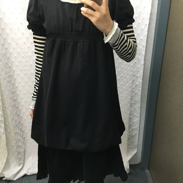 이스트보이 블랙 퍼프 반소매 원피스