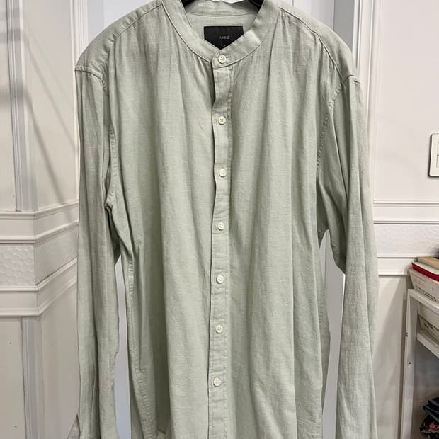 앤드지 밝은 그린 헨리넥 셔츠