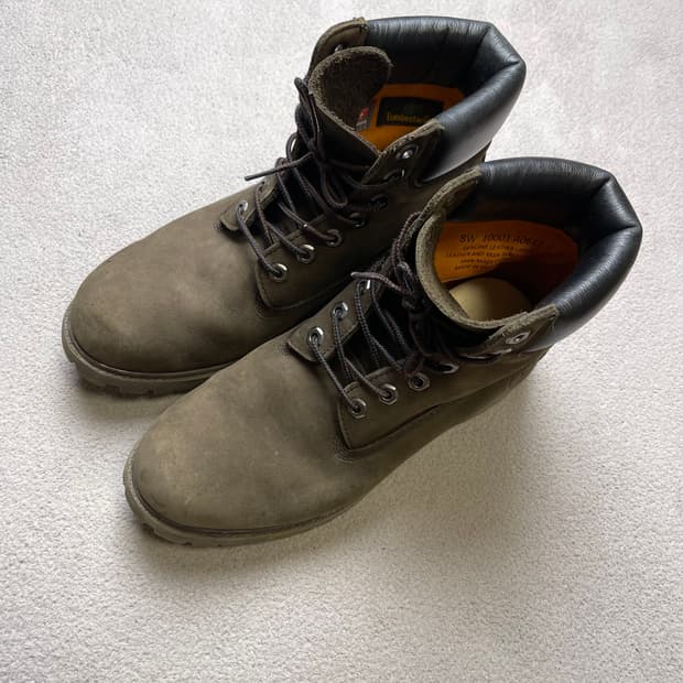 [8] 팀버랜드6인치 부츠 260-265