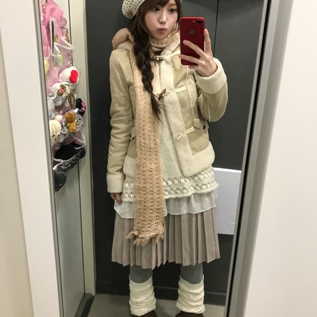 핑크 아이보리 하구미 떡볶이 무스탕 겨울 코디세트